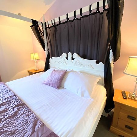 Ochil 10 With Private Hot Tub - Fife - Loch Leven - Lomond Hills Villa Kelty Eksteriør bilde